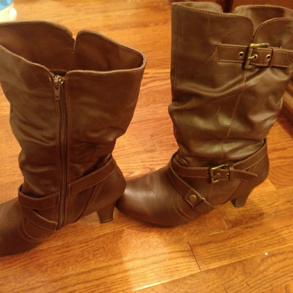 Rana Brown boots